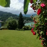 Hotel Garni Haus Am Wald Reifnitz