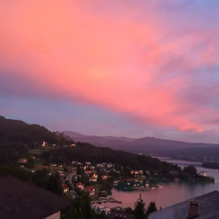 Garni Haus Am Wald 酒店 赖弗尼茨