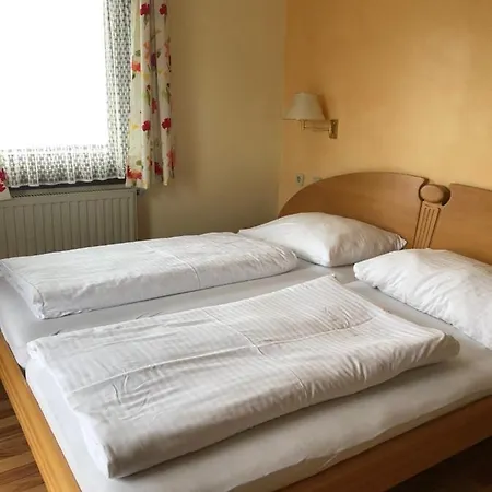 Garni Haus Am Wald Szálloda Reifnitz