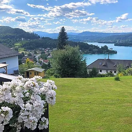 Garni Haus Am Wald Szálloda Reifnitz