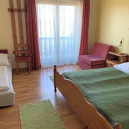 Garni Haus Am Wald Szálloda Reifnitz