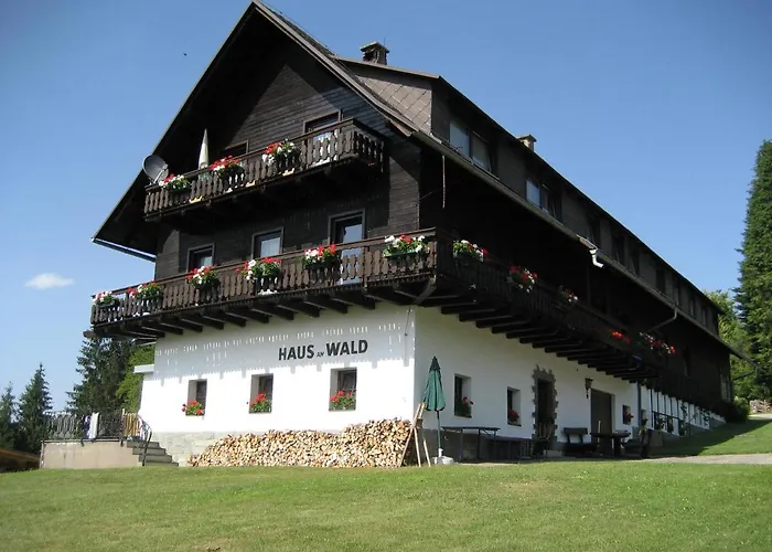 Garni Haus Am Wald 酒店