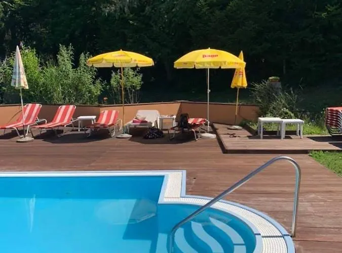 Garni Haus Am Wald Hotel